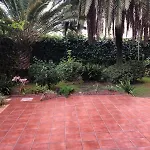 Beautiful 3 Bedrooms, 2 Baths, Balcony, Апартаменты *