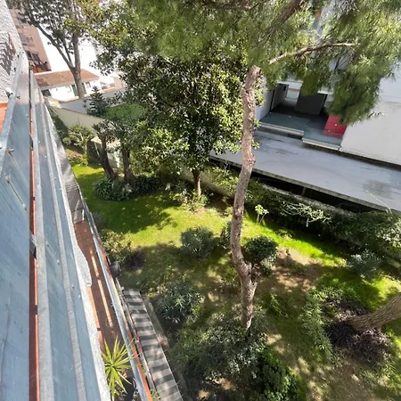 Beautiful 3 Bedrooms, 2 Baths, Balcony, 아파트 푸엔히롤라